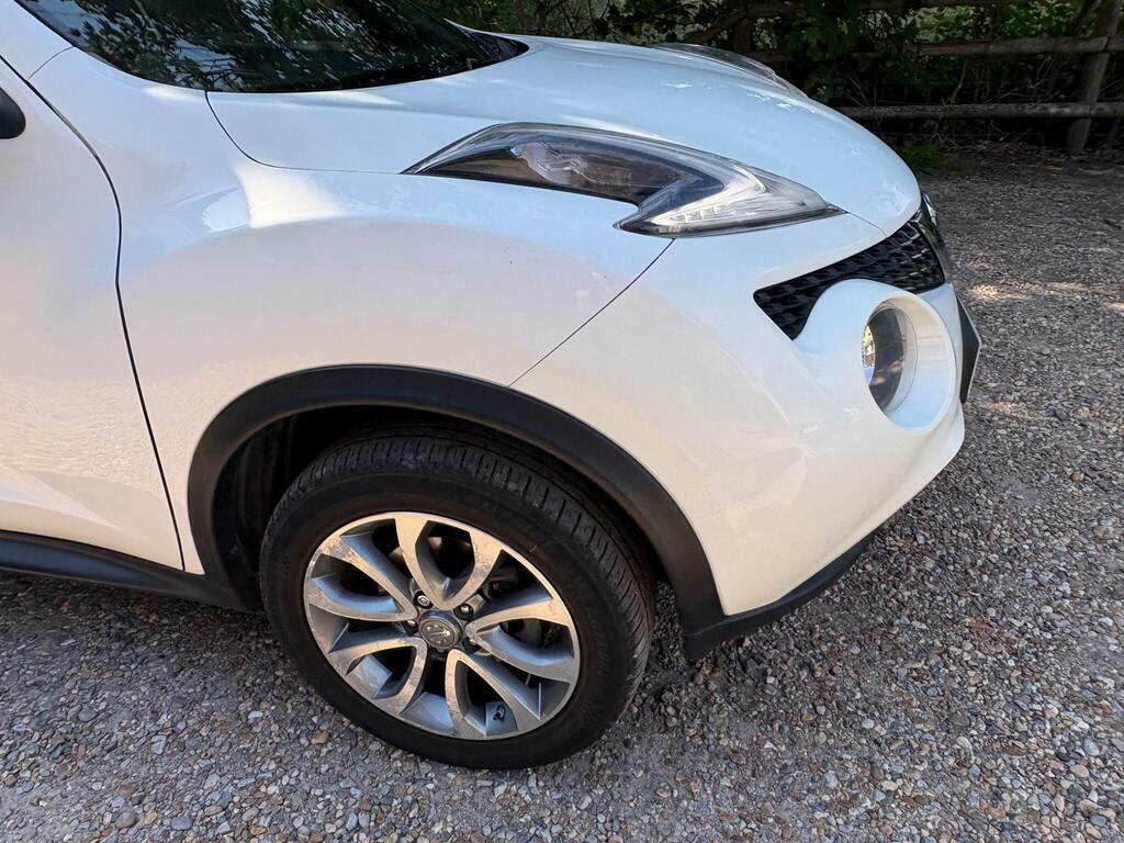 Nissan Juke N-connecta Dig-t Red #27