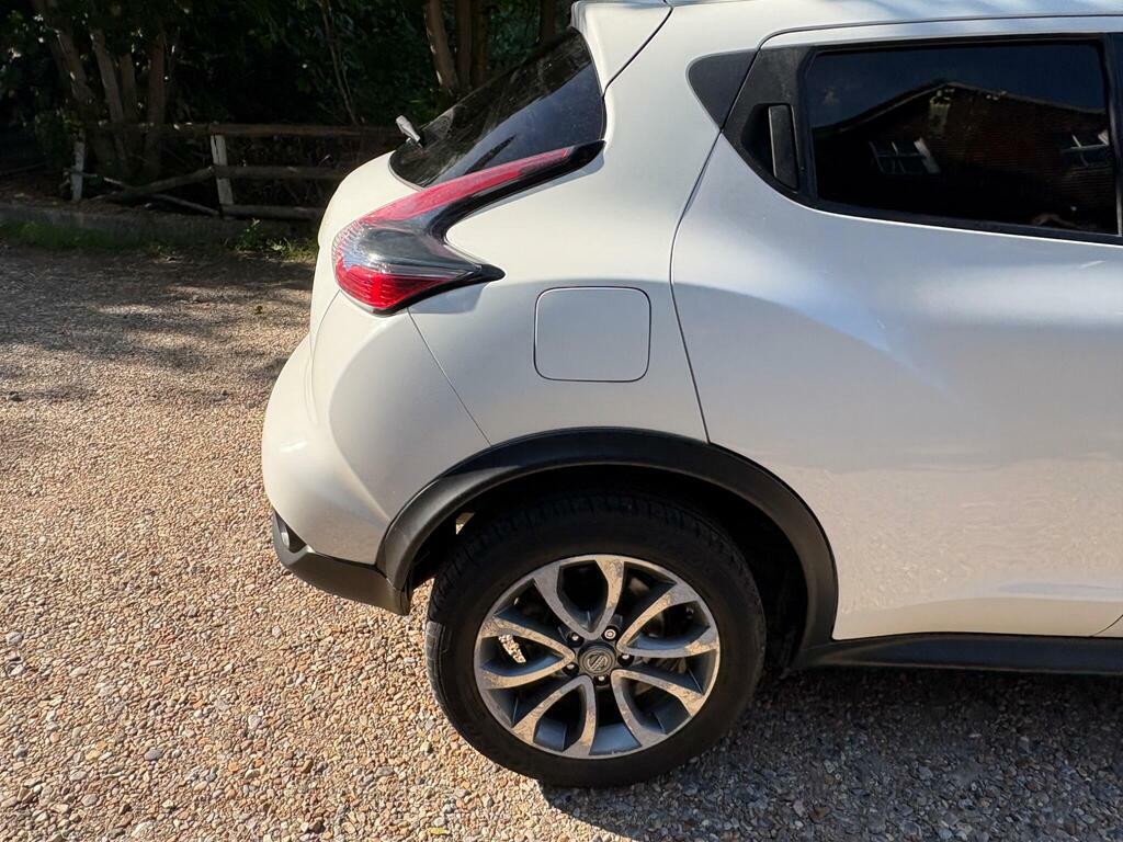 Nissan Juke N-connecta Dig-t Red #28