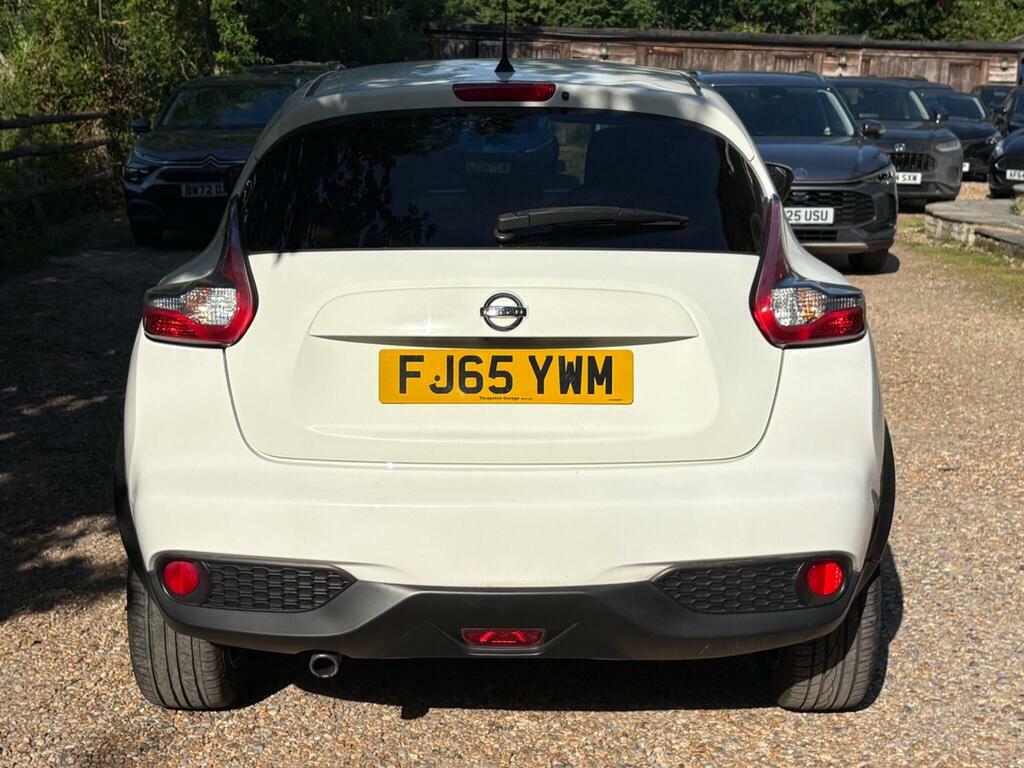 Nissan Juke N-connecta Dig-t Red #10