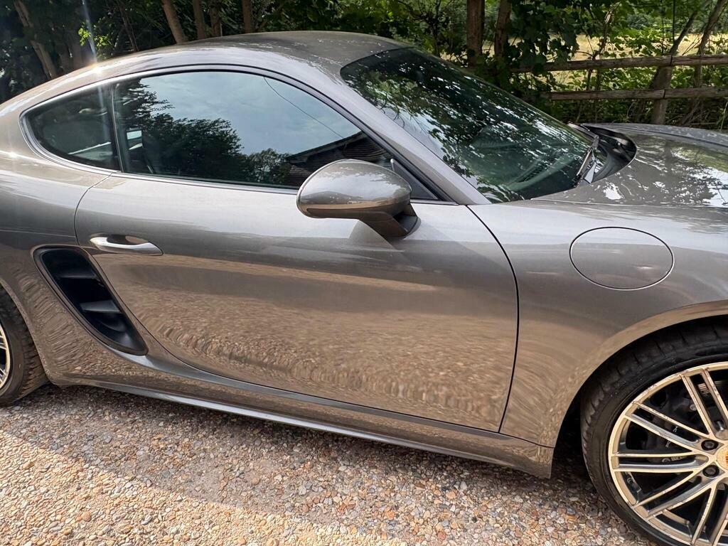 Porsche 718 Cayman 718 Cayman S Black #37