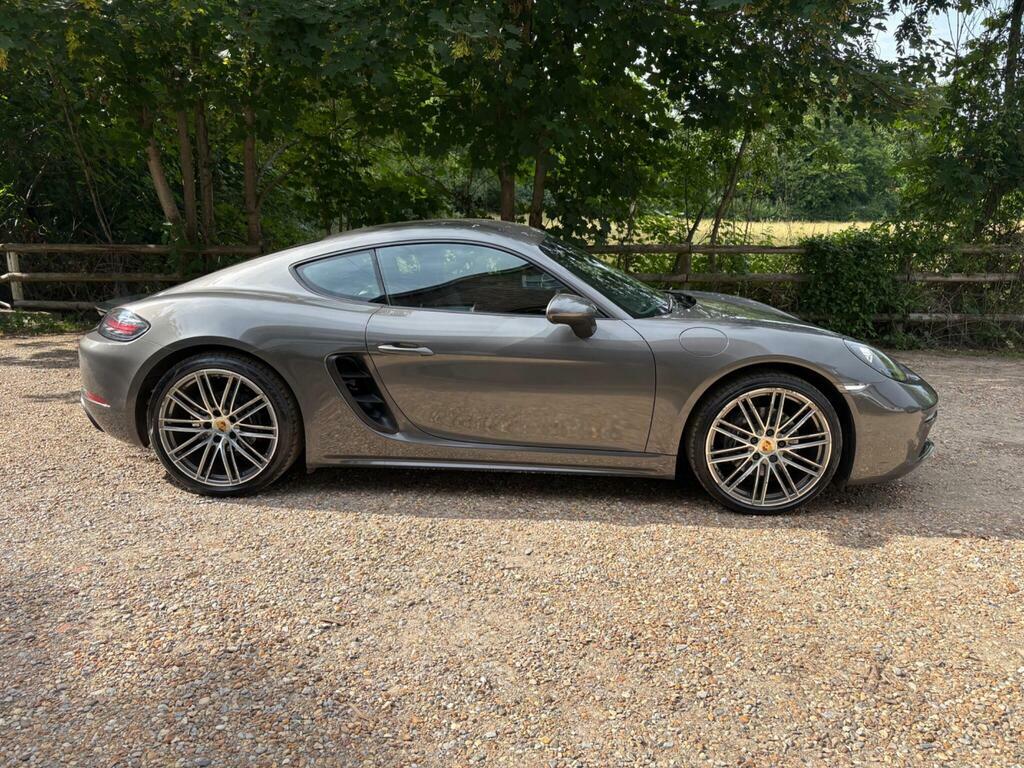 Porsche 718 Cayman 718 Cayman S Black #10