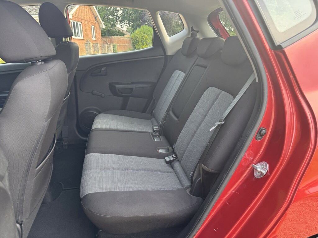 Kia Venga Mpv 1.6 Crdi Ecodynamics 3 Euro 5 Ss 2013 Red #29