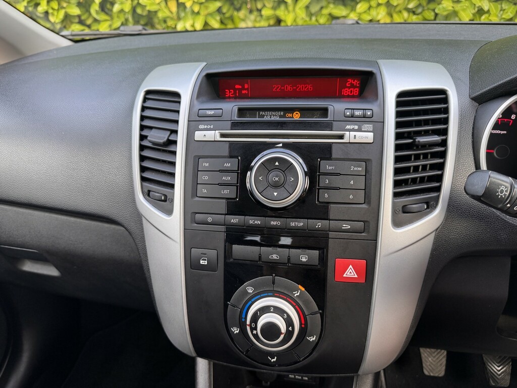 Kia Venga Mpv 1.6 Crdi Ecodynamics 3 Euro 5 Ss 2013 Red #36