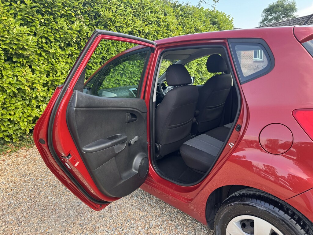 Kia Venga Mpv 1.6 Crdi Ecodynamics 3 Euro 5 Ss 2013 Red #35