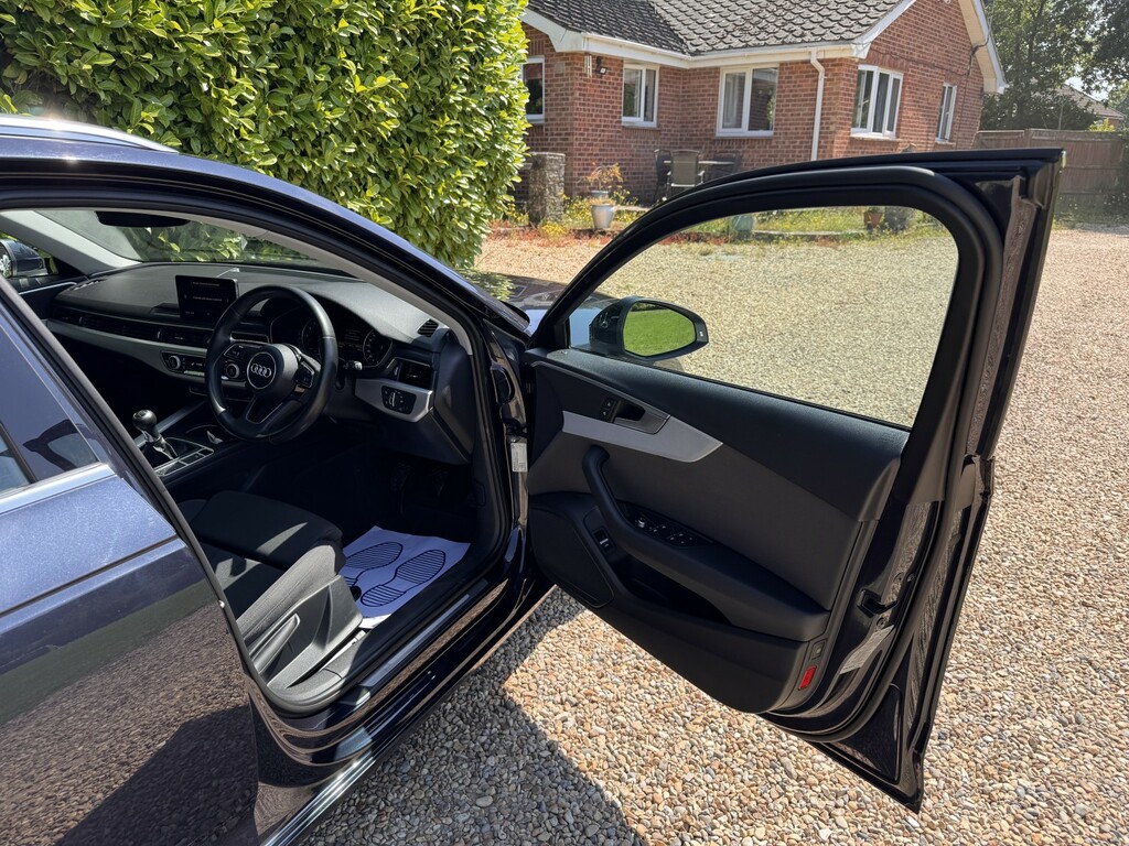 Audi A4 Avant 1.4 Tfsi Sport Blue #5