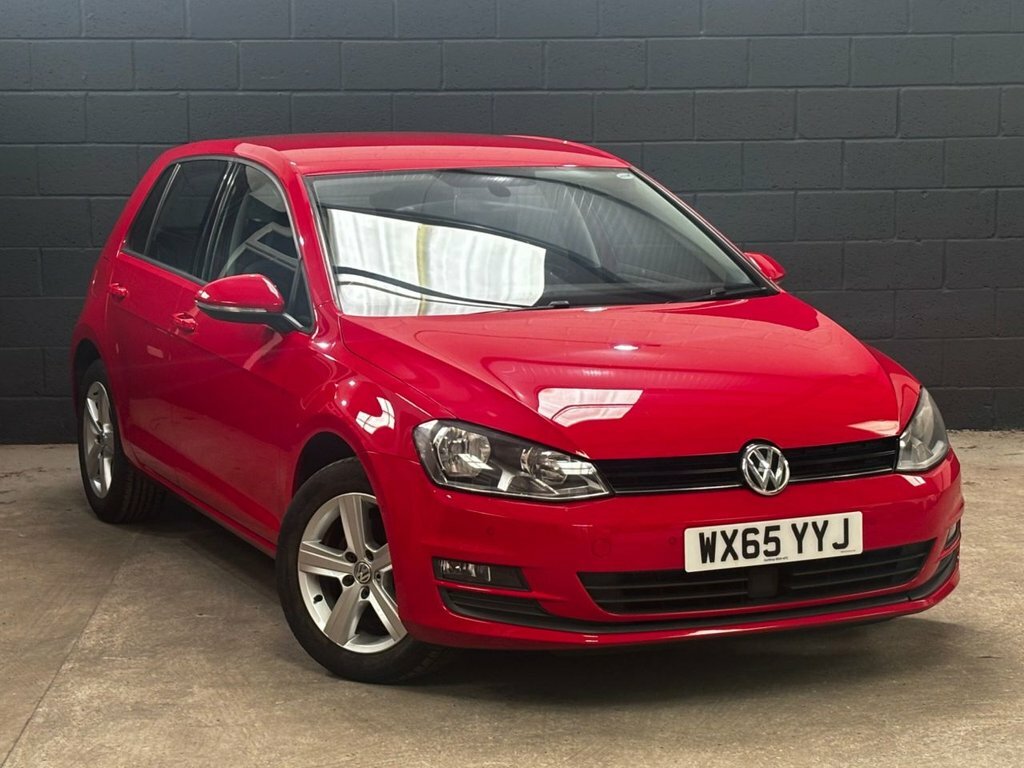 Volkswagen Golf 1.4L Match Red