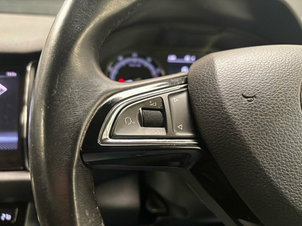 Skoda Kodiaq 2.0 Se Tdi Scr Dsg 148 Bhp White #29