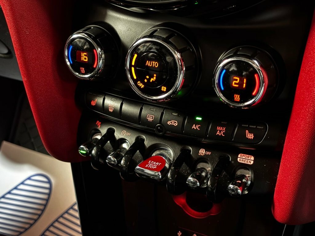 Mini Hatch Euro 6 Ss 136 Ps Black #25