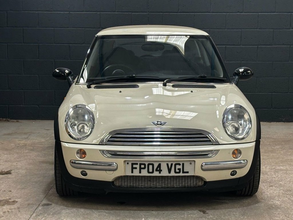 Mini Hatch Cooper 3D-1 Owner From Red #3
