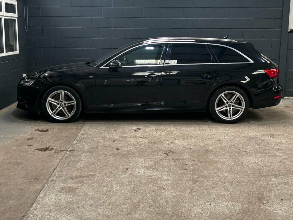 Audi A4 Avant 2L S Line Black #6