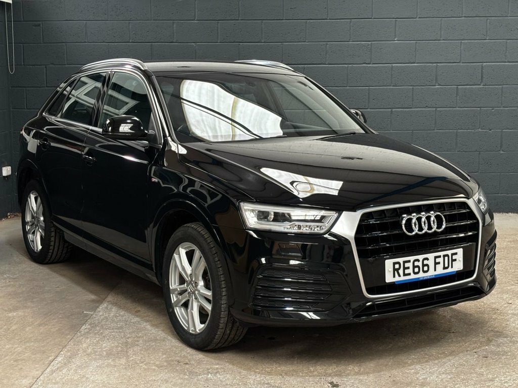 Audi Q3 2L S Line Black