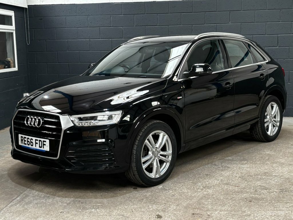 Audi Q3 2L S Line Black #5