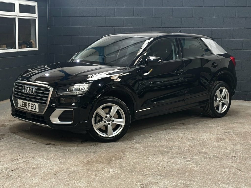 Audi Q2 1L Sport Black #5
