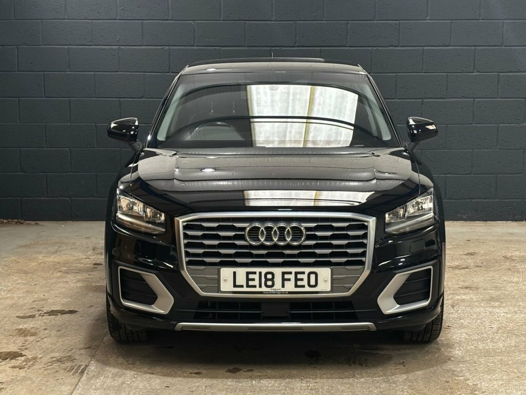 Audi Q2 1L Sport Black #3