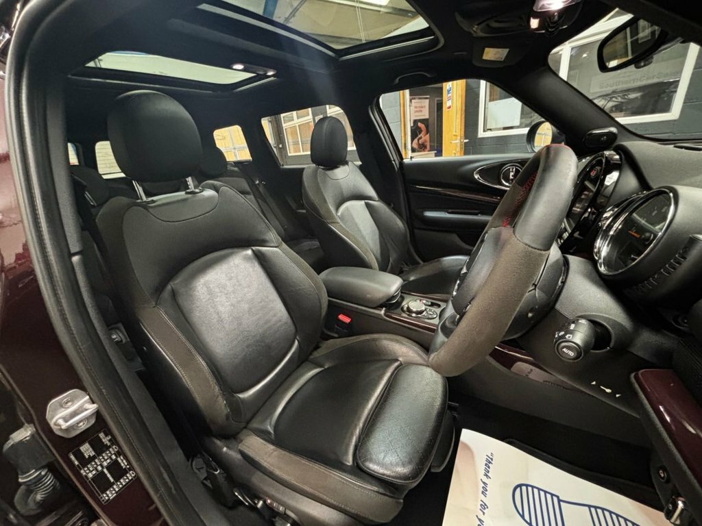 Mini Clubman 2L Cooper D Black #33