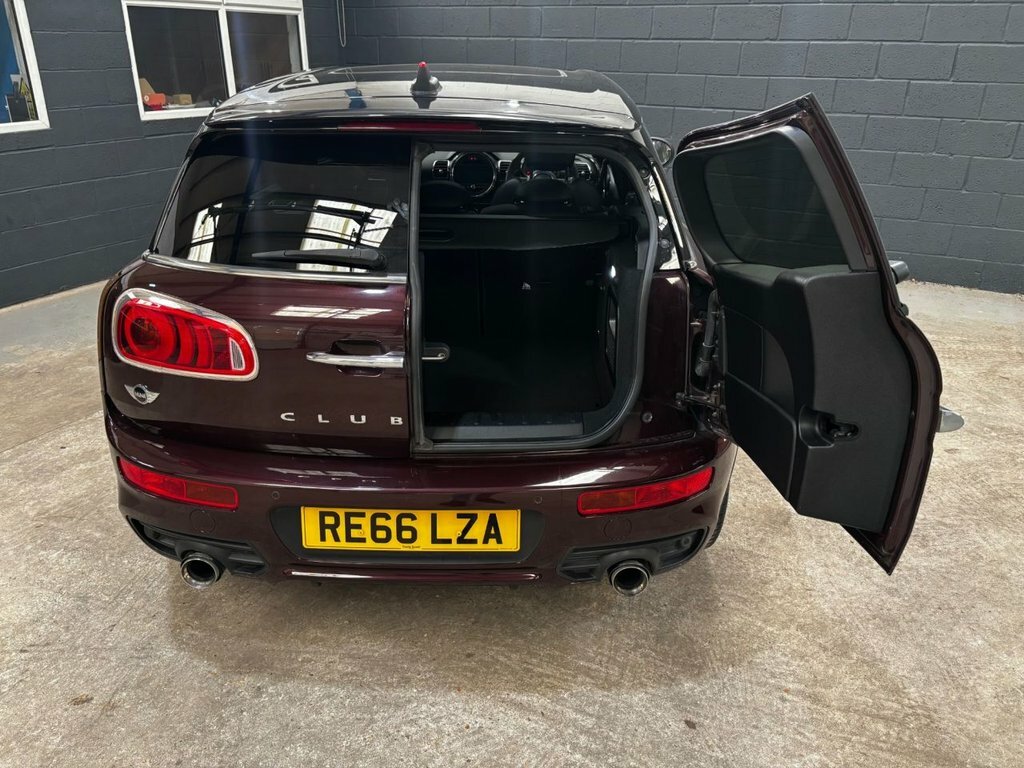 Mini Clubman 2L Cooper D Black #29