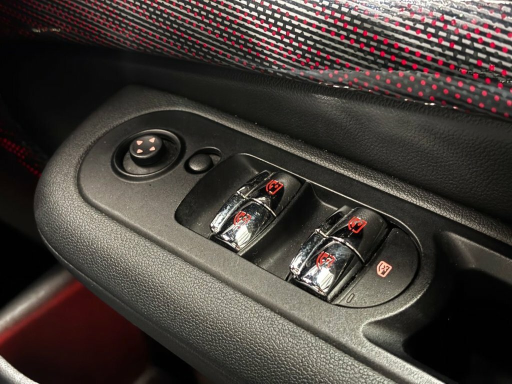 Mini Clubman 2L Cooper D Black #26