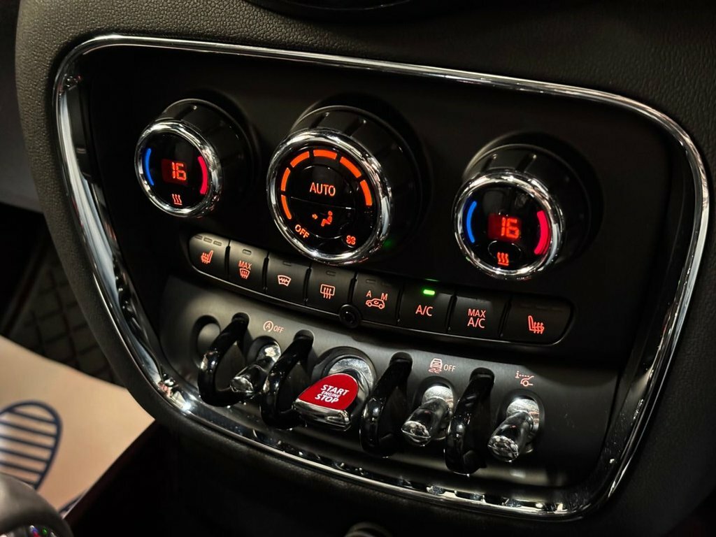 Mini Clubman 2L Cooper D Black #23