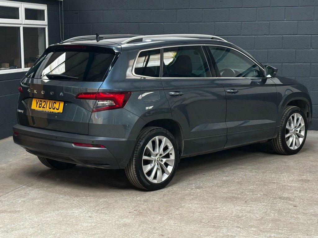 Skoda Karoq 1.5 Tsi Se Technology Blue #10