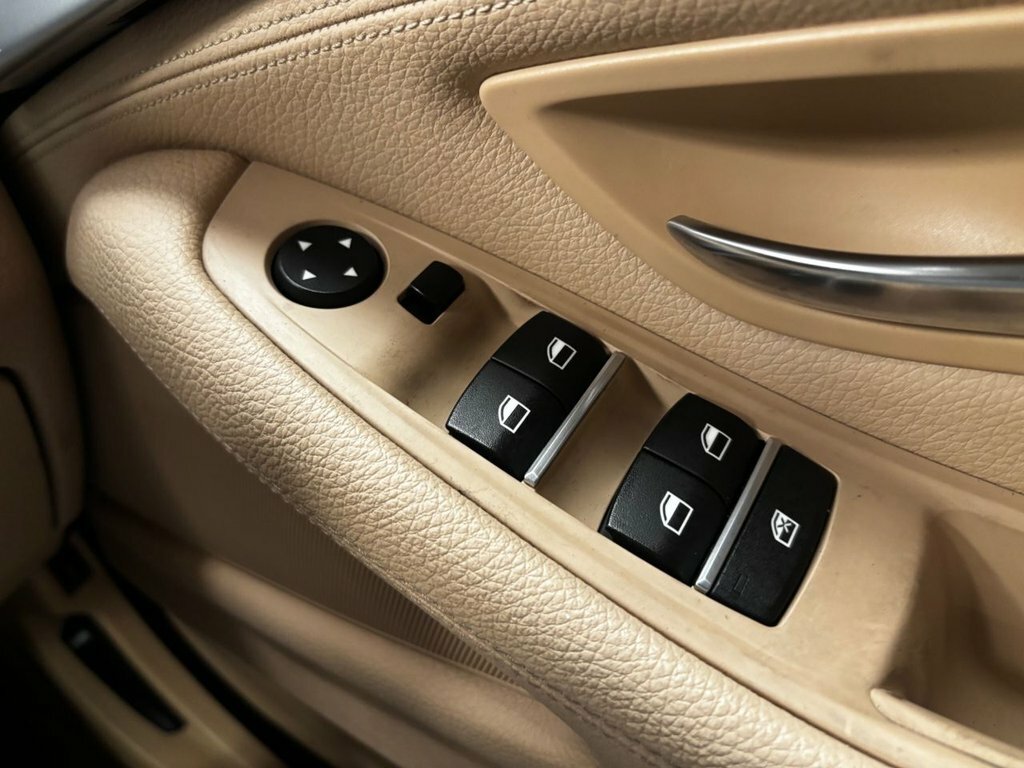 BMW 5 Series 520D M Sport Black #30