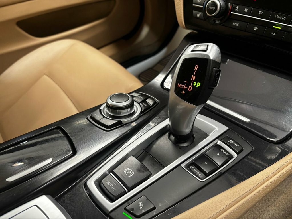 BMW 5 Series 520D M Sport Black #26