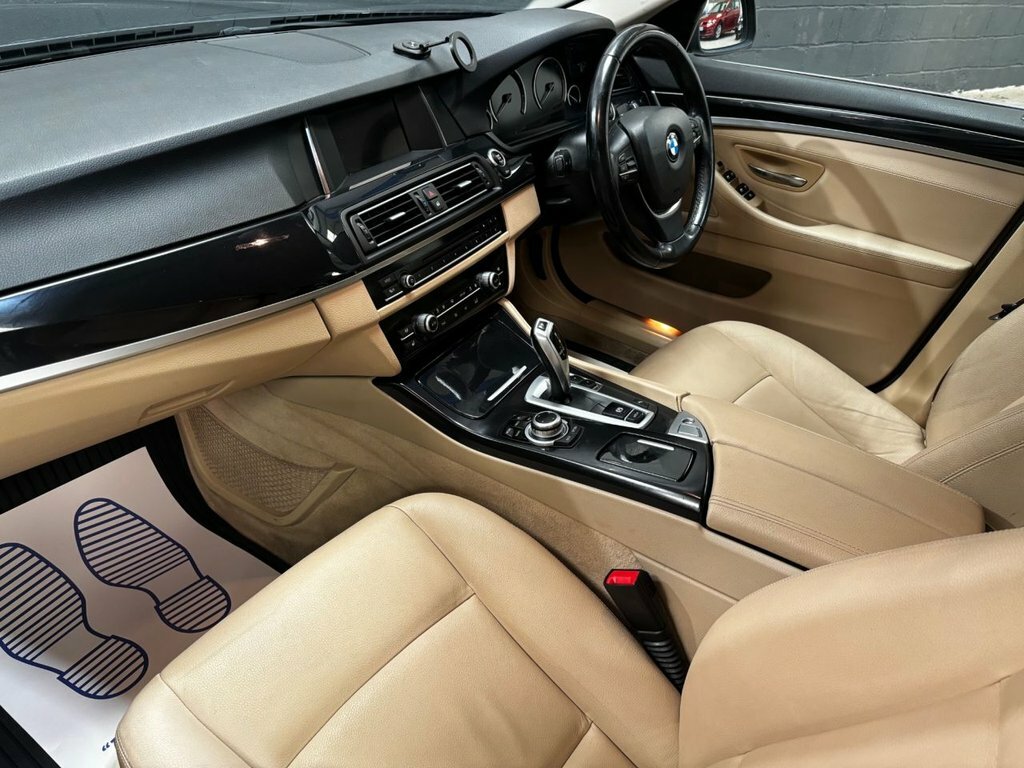 BMW 5 Series 520D M Sport Black #17