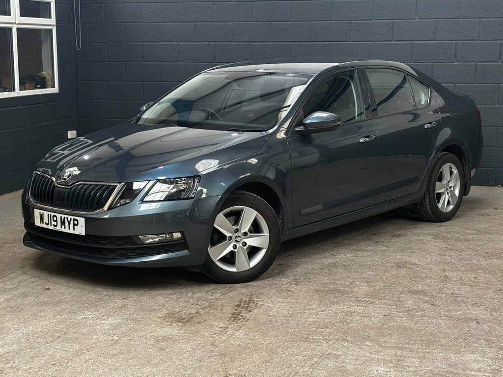 Skoda Octavia 1.5L Se Grey #3
