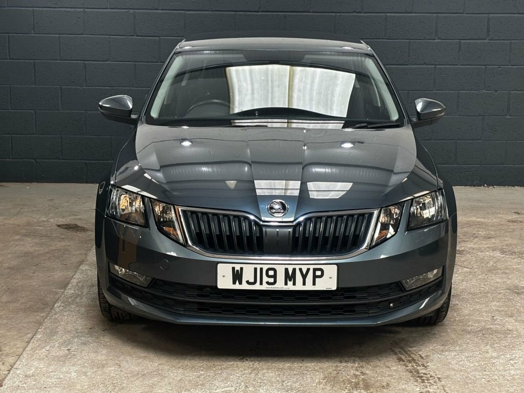 Skoda Octavia 1.5L Se Grey #3