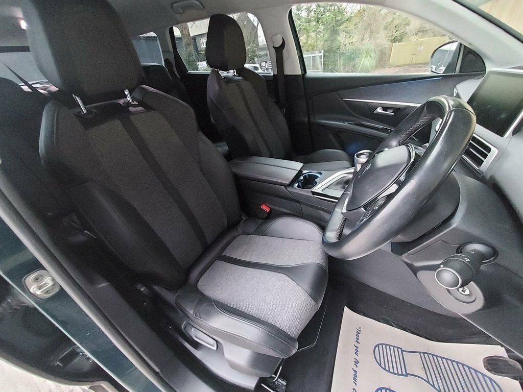 Peugeot 5008 Active Grey #22