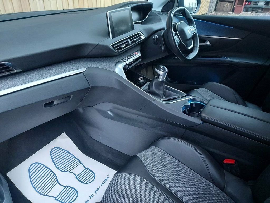 Peugeot 5008 Active Grey #21