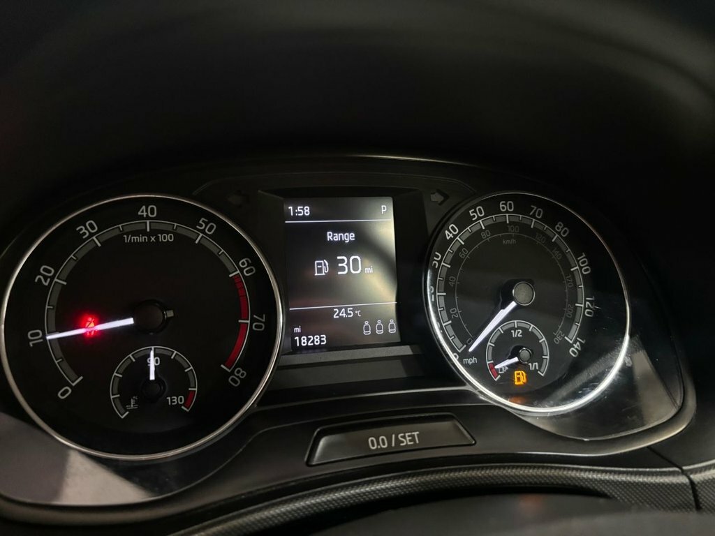 Skoda Fabia Colour Edition 1.0 Tsi 95 Ps 5G Man White #27
