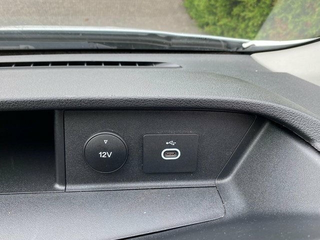 Ford Transit Custom 2.0 Ecoblue 136Ps H1 Van Limited White #26