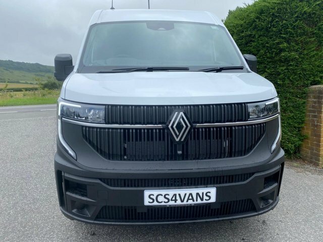 Renault Master Advance Mm35 Mwb Medium Hightop 2.0 Dci 130Ps White #2