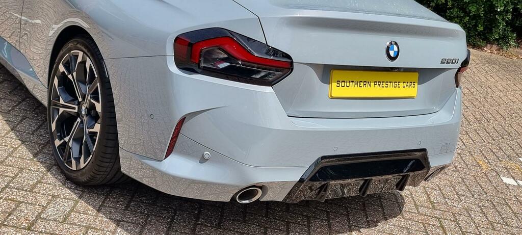 BMW 2 Series 220 M Sport Step #21