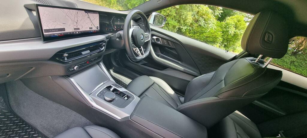 BMW 2 Series 220 M Sport Step #54