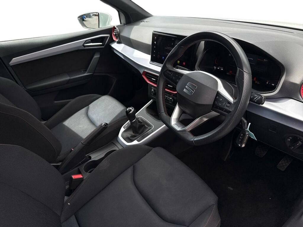 Seat Arona 1.0 Tsi 110 Fr NJ24JHX White #3