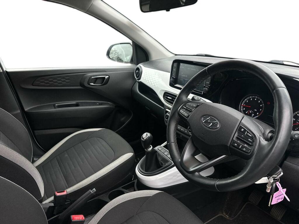Hyundai I10 1.0 Mpi Premium SA71XBX White #3