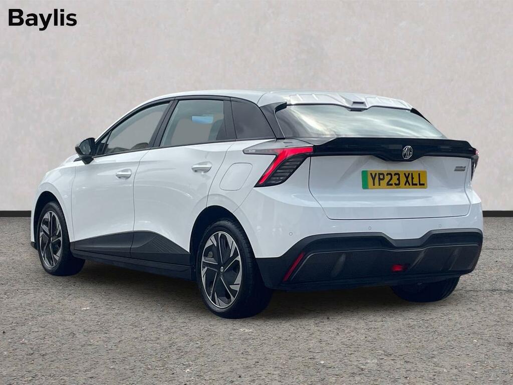MG MG4 150Kw Se Ev Long Range 64Kwh YP23XLL White #6