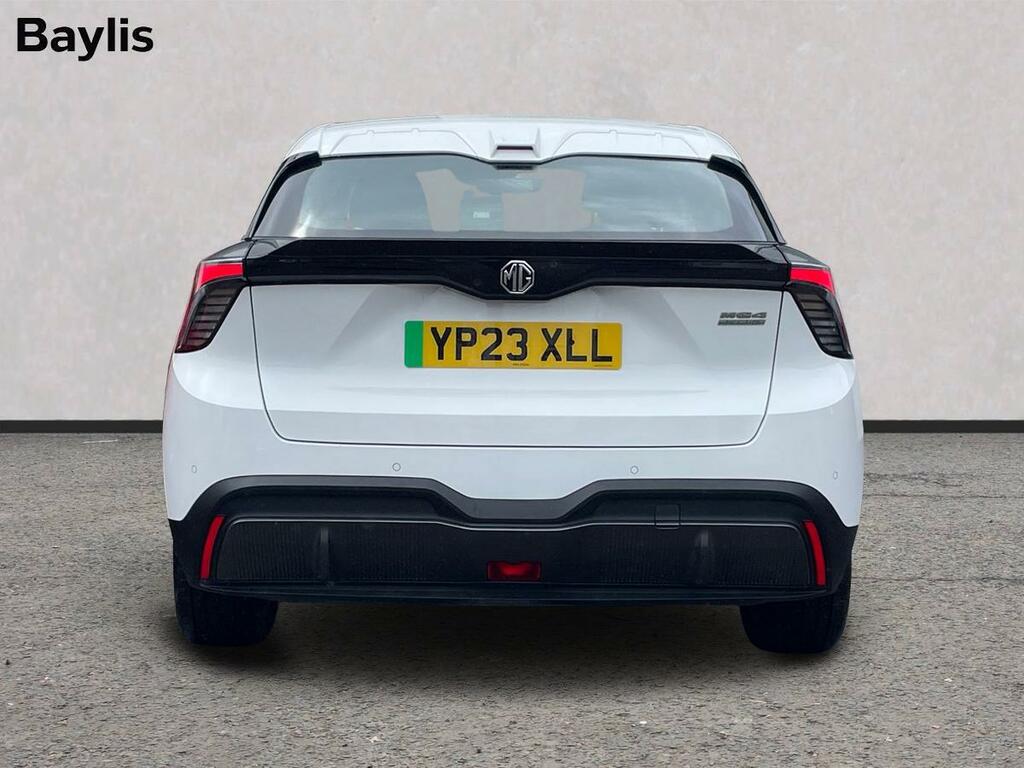 MG MG4 150Kw Se Ev Long Range 64Kwh YP23XLL White #5