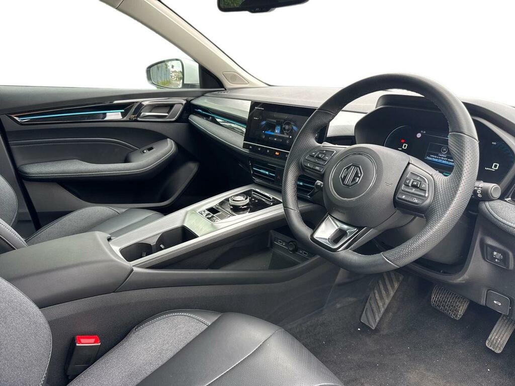 MG MG5 115Kw Trophy Ev Long Range 61Kwh White #3