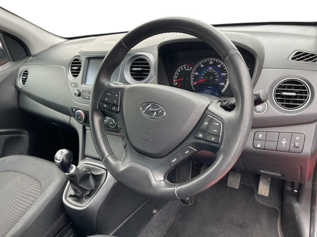 Hyundai I10 1.2 Premium Se VN68WBJ Red #3