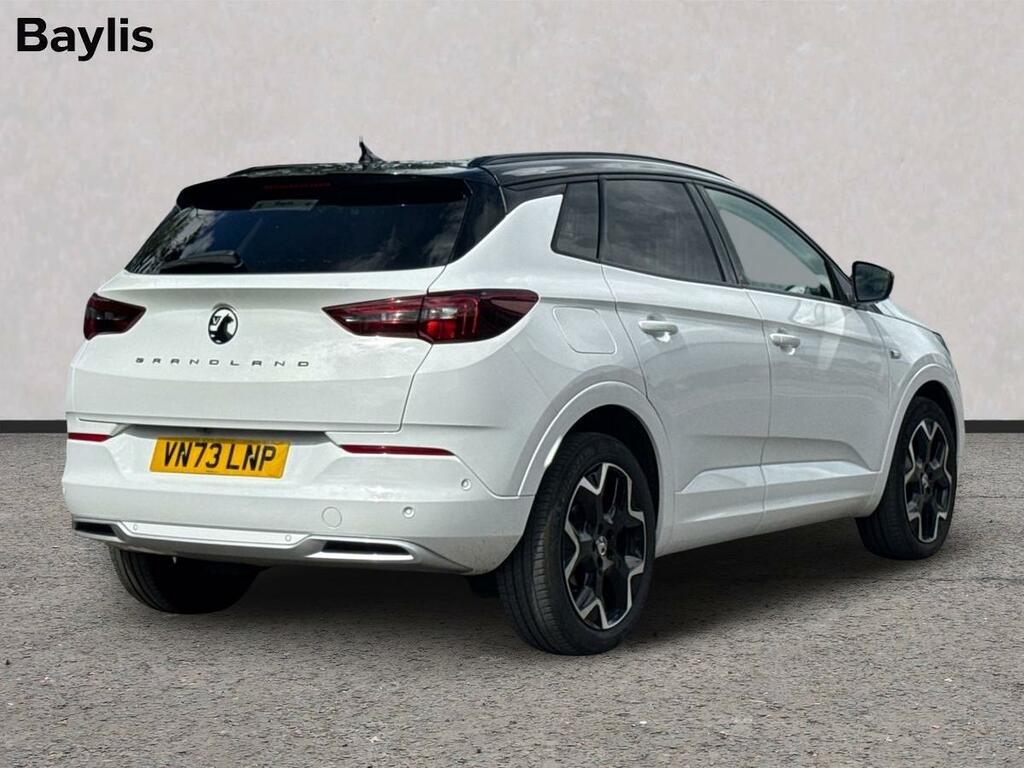 Vauxhall Grandland 1.2 Turbo Ultimate VN73LNP White #2