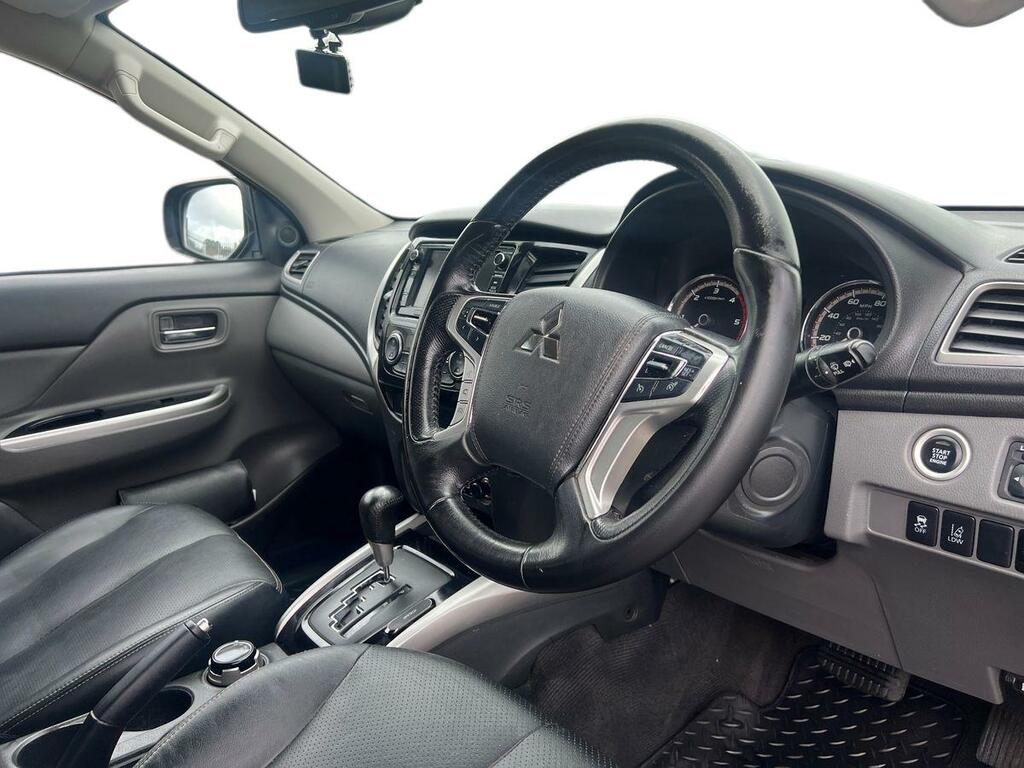 SsangYong Rexton 270 S Sport Black #3