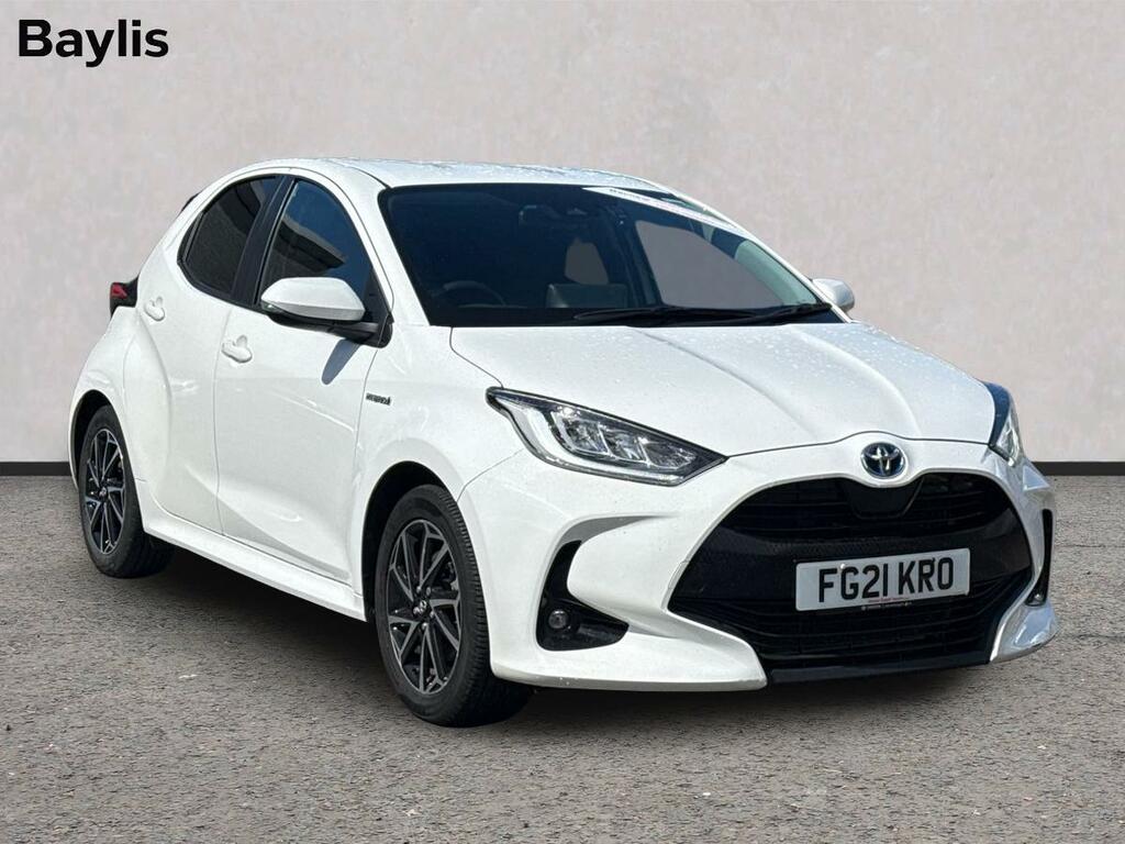 Toyota Yaris 1.5 Hybrid Design Cvt FG21KRO White
