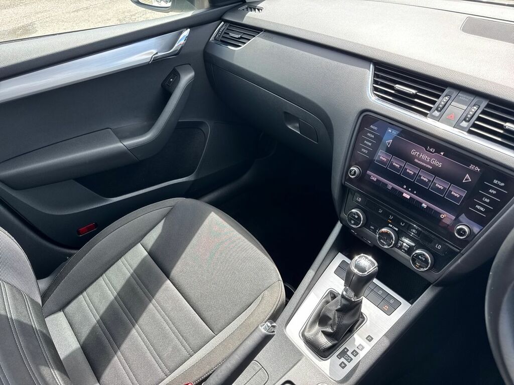 Skoda Octavia Scout Silver #14