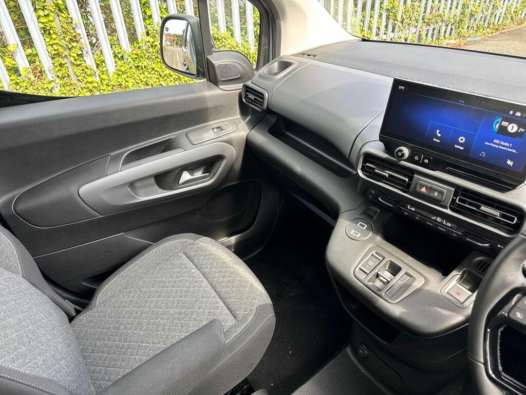 Vauxhall Combo-e Life Mpv Grey #14