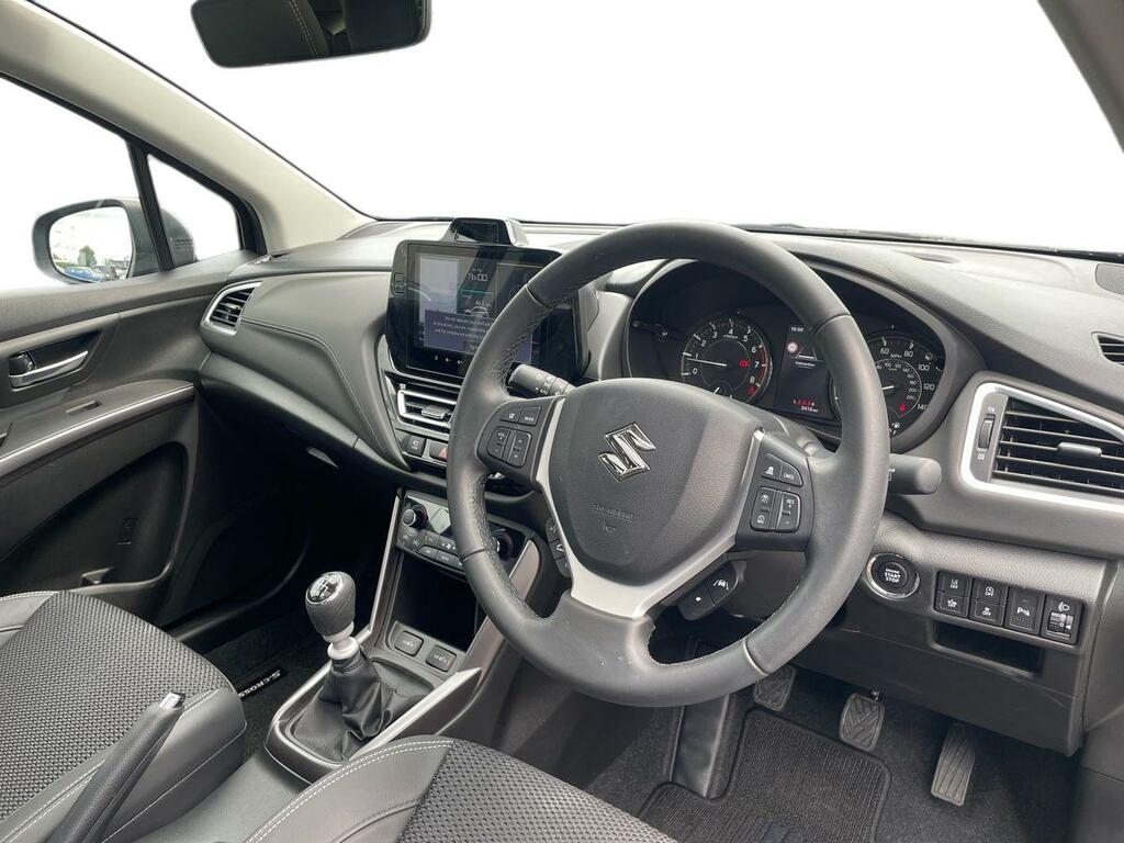 Suzuki S Cross 1.4 Boosterjet 48V Hybrid Ultra #3