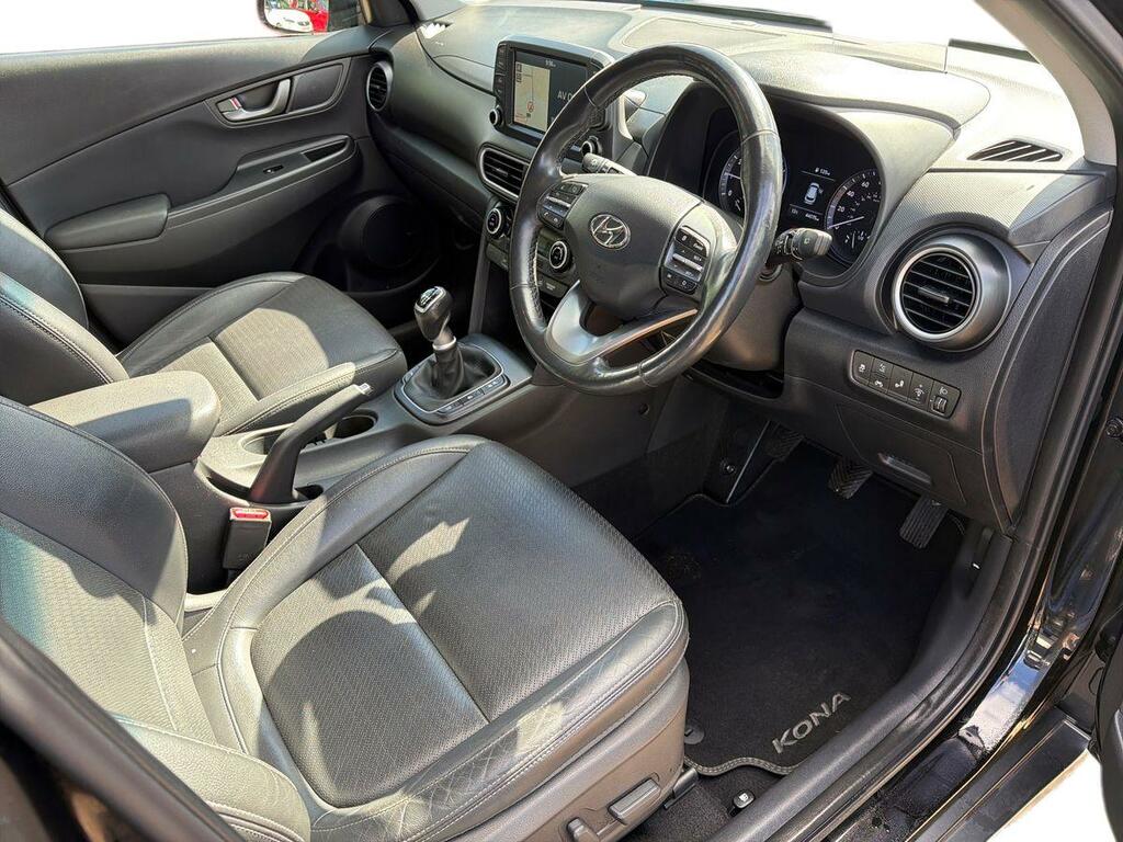Hyundai Kona 1.0T Gdi Blue Drive Premium Se LE19HHG Black #3