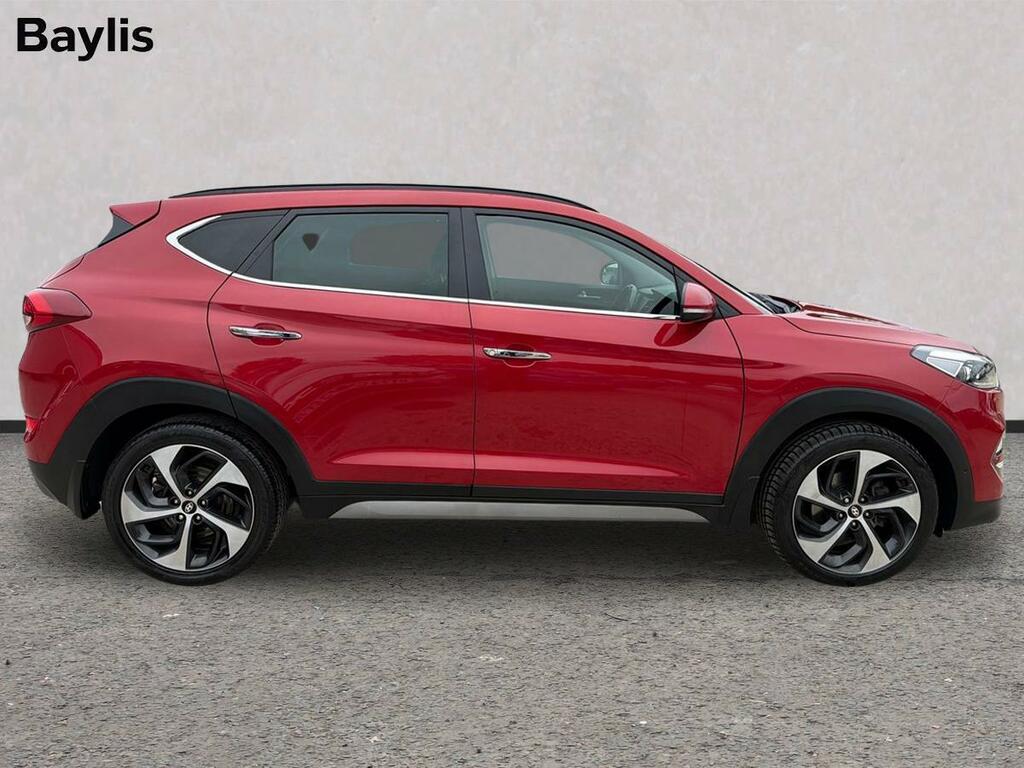 Hyundai Tucson 1.7 Crdi Blue Drive Premium Se 2Wd Dct Red #4