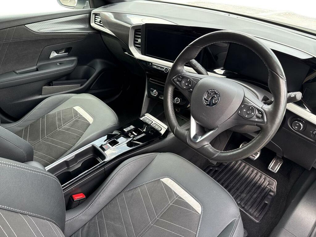 Vauxhall Mokka-e 100Kw Ultimate 50Kwh White #3